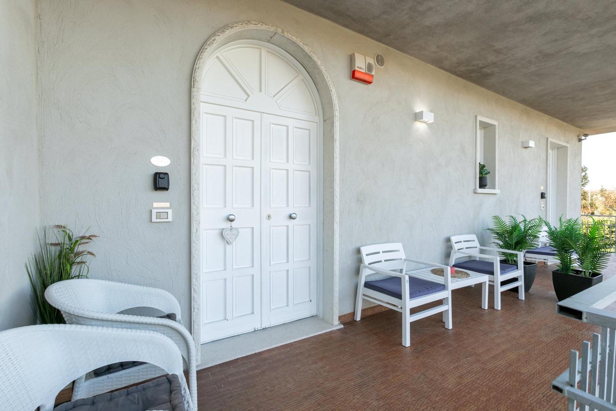 Bed Gold Apartment Castelnuovo del Garda Exterior foto
